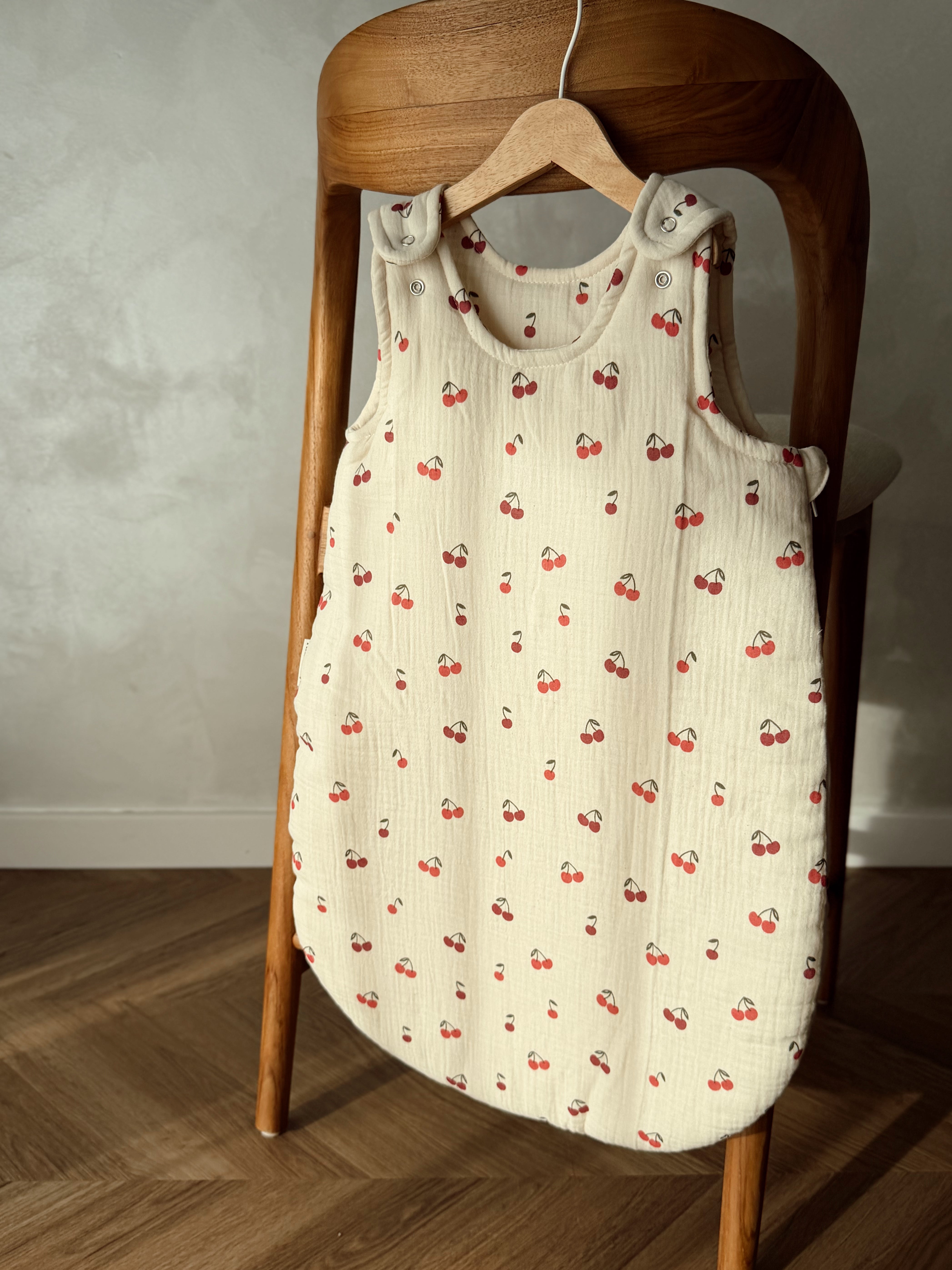 Muślinowy śpiworek - Cherries
