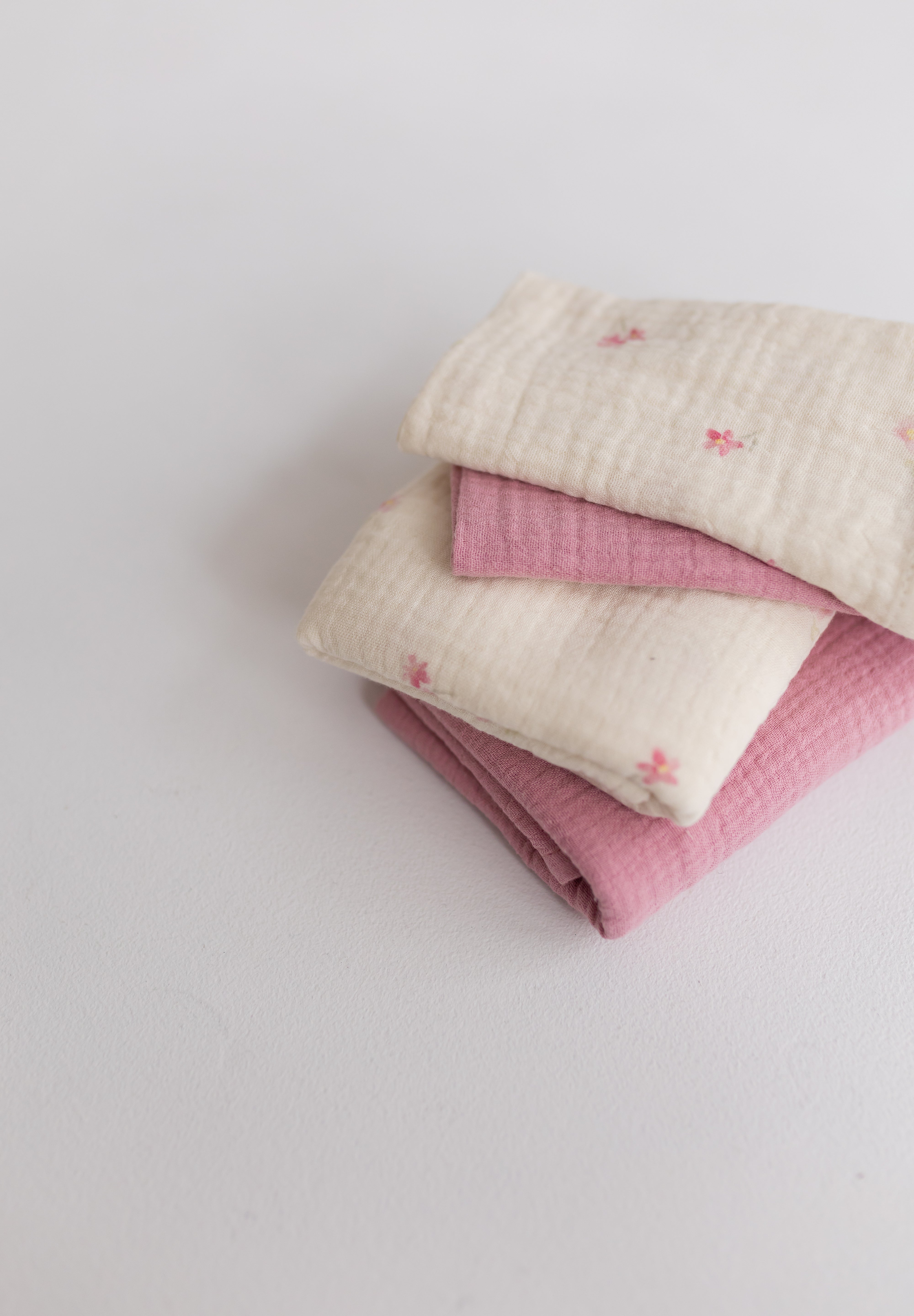Midi Pink Flora & Raspberry - zestaw midi pieluszek muślinowych