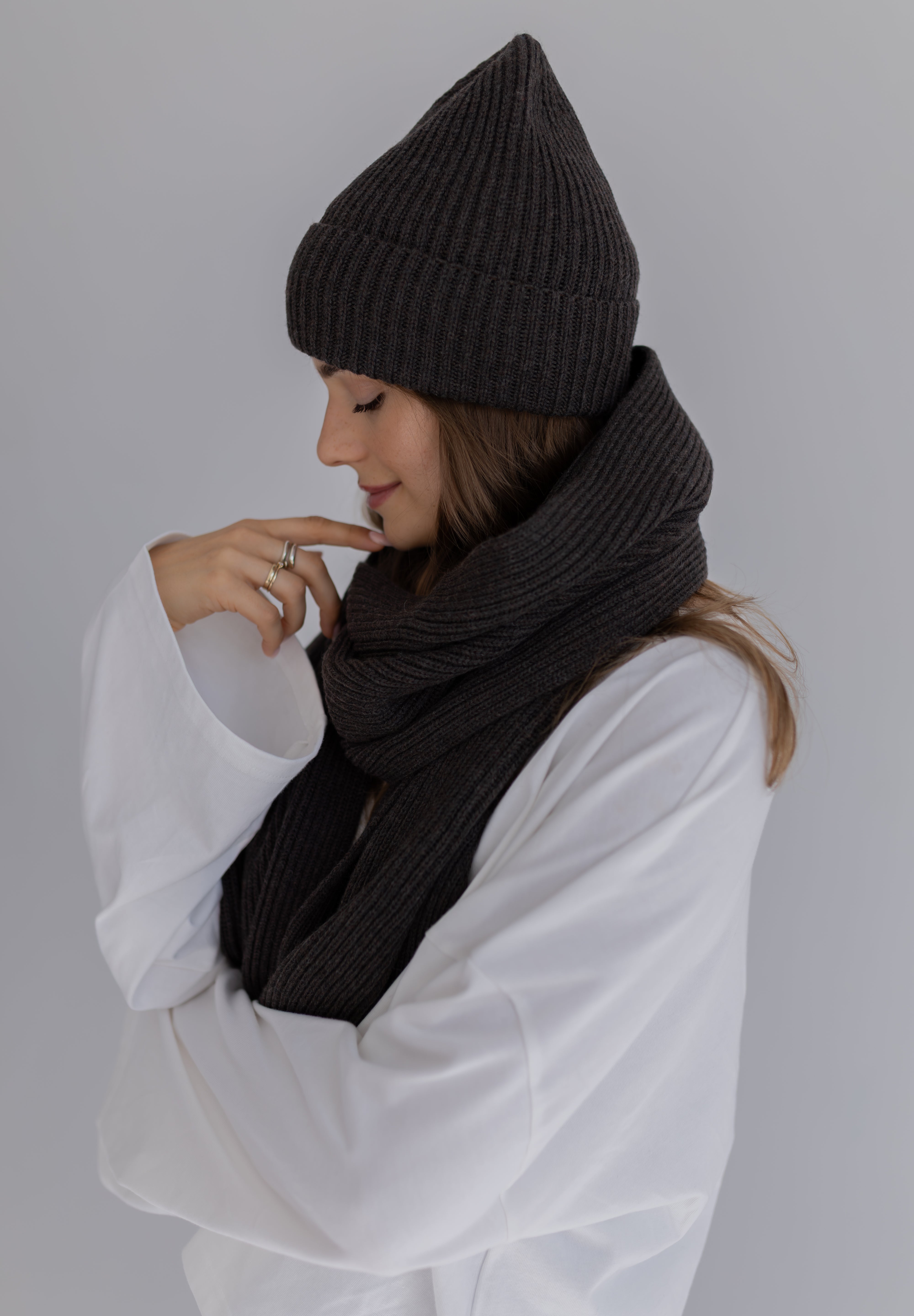 Szal Salvia z wełny merino Espresso
